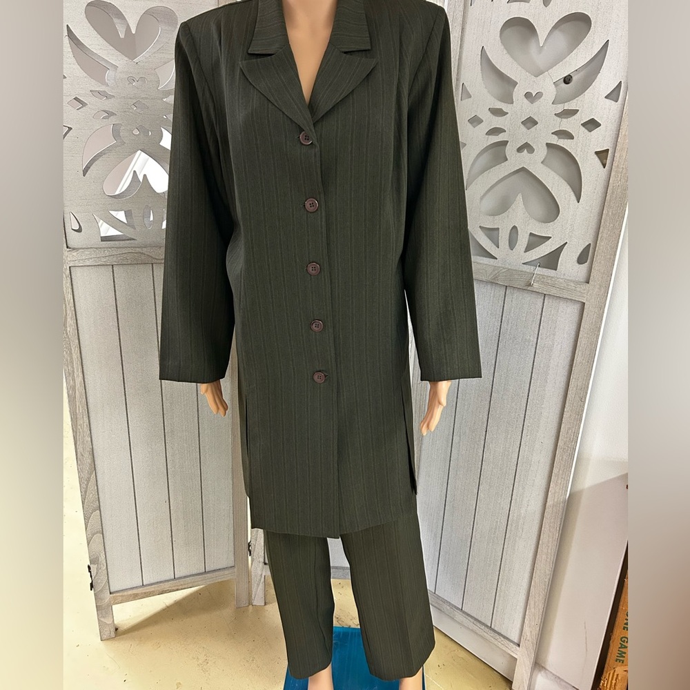 Dana Kay Deep Green Pinstripe Pantsuit Jacket & Pants size 14W